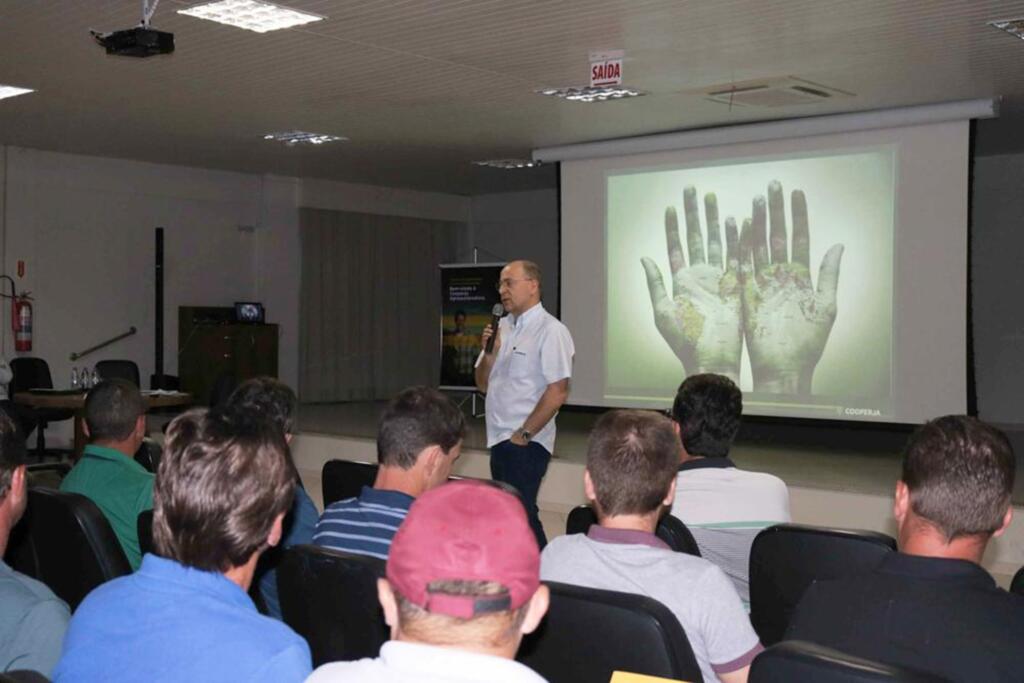 COOPERJA REALIZA PRÉ ASSEMBLEIAS COM ASSOCIADOS
