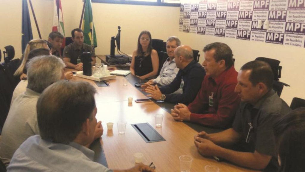 COMITÊ ARARANGUÁ CONTRIBUI NA MEDIAÇÃO DE CONFLITO DO RIO MAMPITUBA