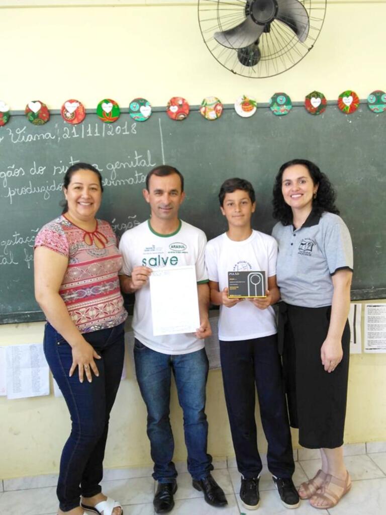 ALUNOS DA EEB BULCÃO VIANA SÃO DESTAQUES