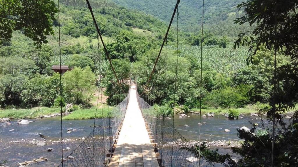 PONTE PÊNSIL DA COMUNIDADE DE APARECIDA É RECONSTRUÍDA