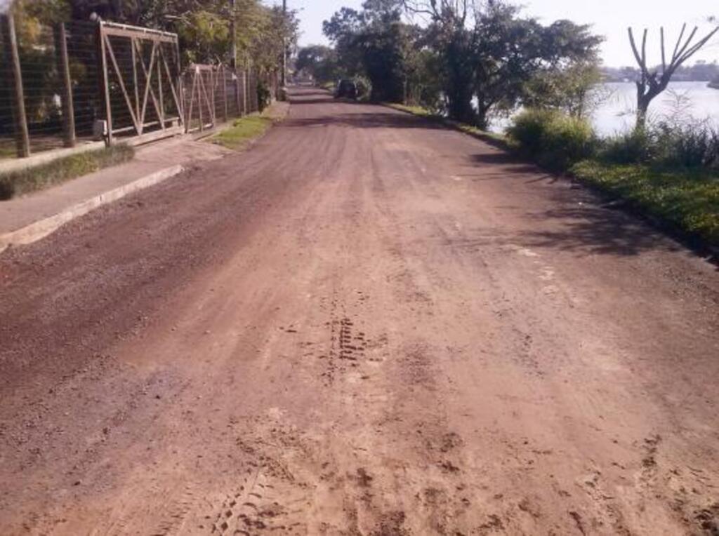 PREFEITURA ANUNCIA REINÍCIO DAS OBRAS NO  BAIRRO SALINAS PARA OUTUBRO
