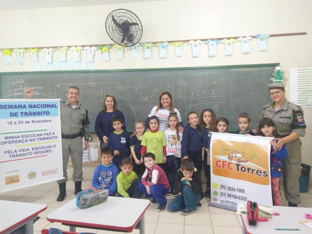 BRIGADA MILITAR E CFC TORRES REALIZAM ATIVIDADES NA SEMANA DO TRÂNSITO