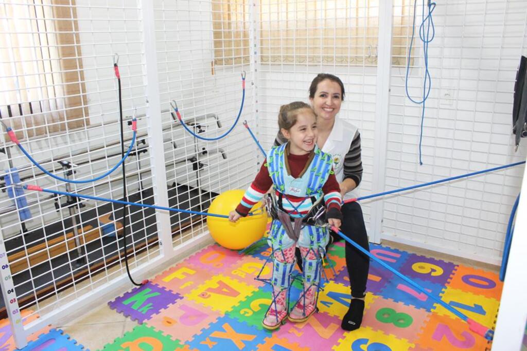 APAE COMEMORA 25 ANOS DE FUNDAÇÃO