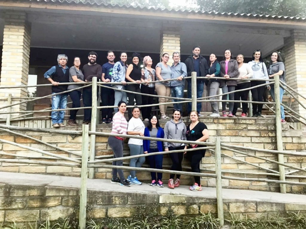 ESCOLA MUNICIPAL DE ENSINO FUNDAMENTAL  AFONSO BEDINOT REALIZA FAMTOUR