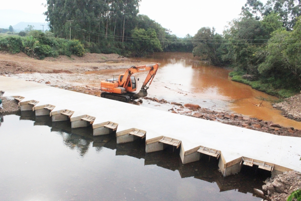 PREFEITURA MUNICIPAL INAUGURA NESTA SEXTA-FEIRA (08) A PONTE DO BEIRA RIO