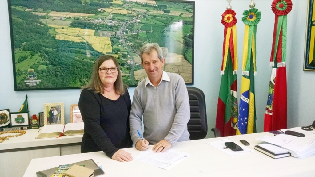 MUNICÍPIO RENOVA CONVÊNIO  COM APAE DE PRAIA GRANDE