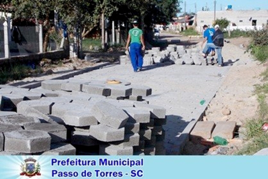 BARRA VELHA E BAIRRO CAMPINAS RECEBERÃO PAVIMENTAÇÕES DE RUAS