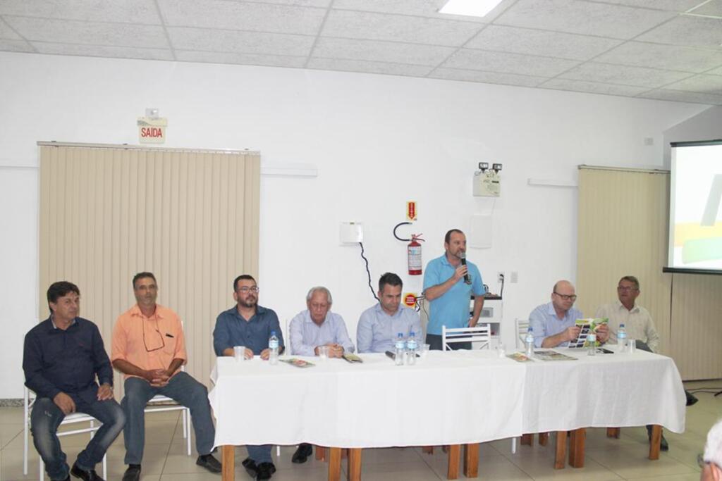 PREFEITO JONAS REÚNE CORRELIGIONÁRIOS  E FAZ BALANÇO DE SEU GOVERNO