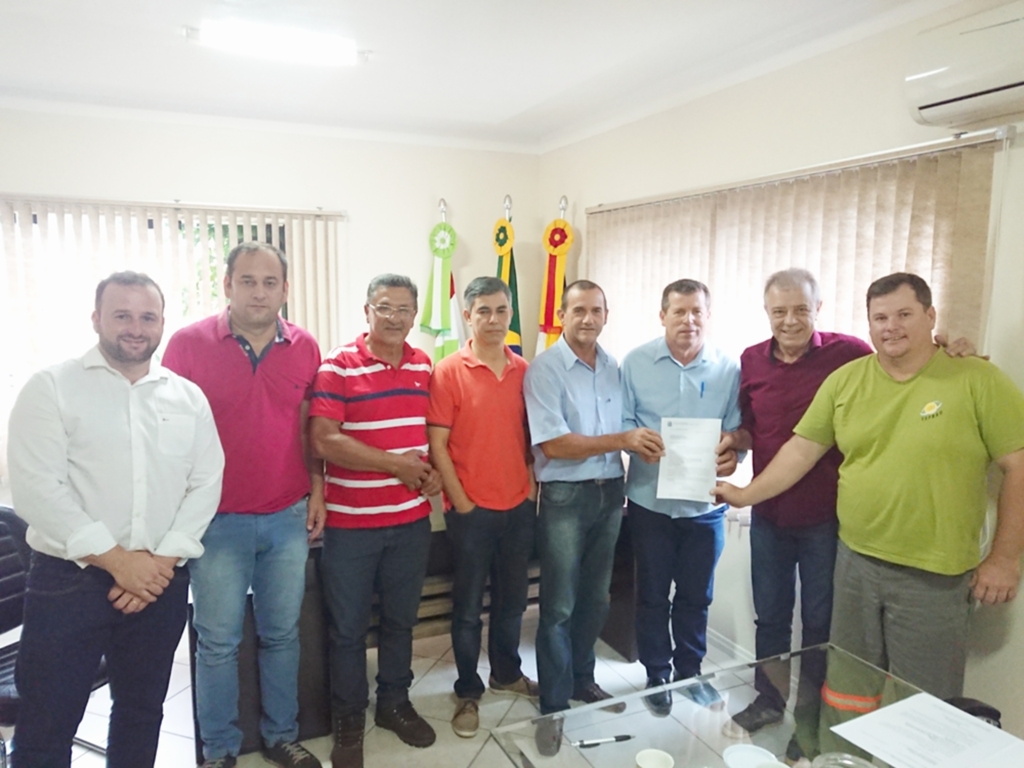 DEPUTADO TEBALDI DESTINA MAIS  DE R$ 3 MILHÕES PARA O SUL CATARINENSE
