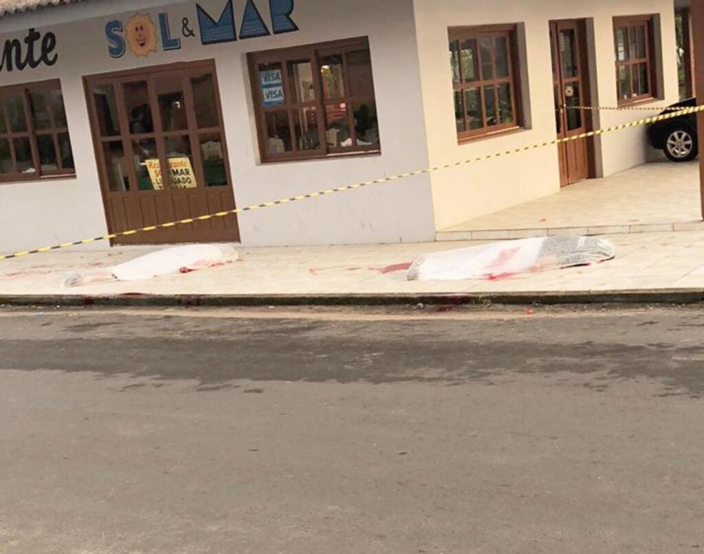 DOIS JOVENS SÃO EXECUTADOS A TIROS NO DOMINGO DE PÁSCOA