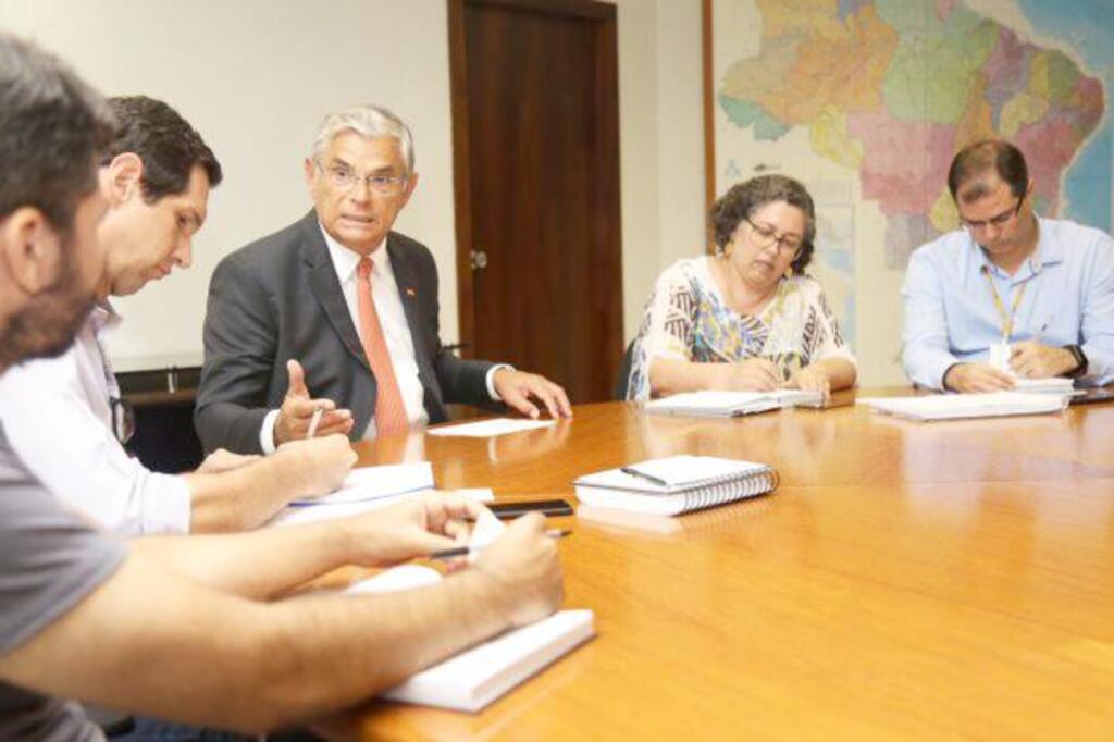 GOVERNADOR PEDE AGILIDADE AO IBAMA PARA A RETOMADA DAS OBRAS DA SERRA DO FAXINAL