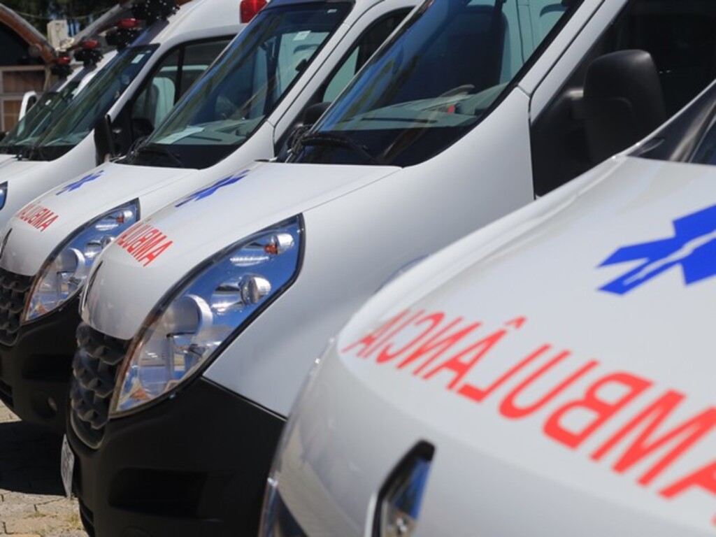 SUPREMO SUSPENDE LEI DE SC QUE IMPUNHA CONDIÇÕES ESPECIAIS PARA EXERCER PROFISSÃO DE MOTORISTA DE AMBULÂNCIA