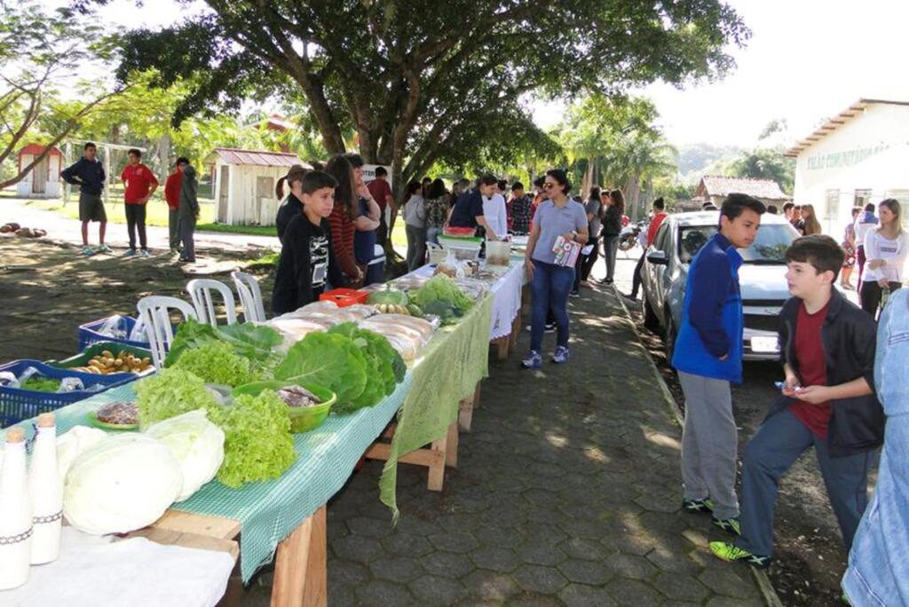 FEIRA DA AGRICULTURA  FAMILIAR RETORNA  NESTA SEXTA-FEIRA (02)