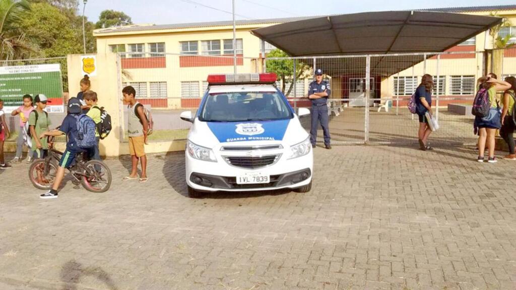 GUARDA MUNICIPAL RETOMA RONDA ESCOLAR EM TORRES