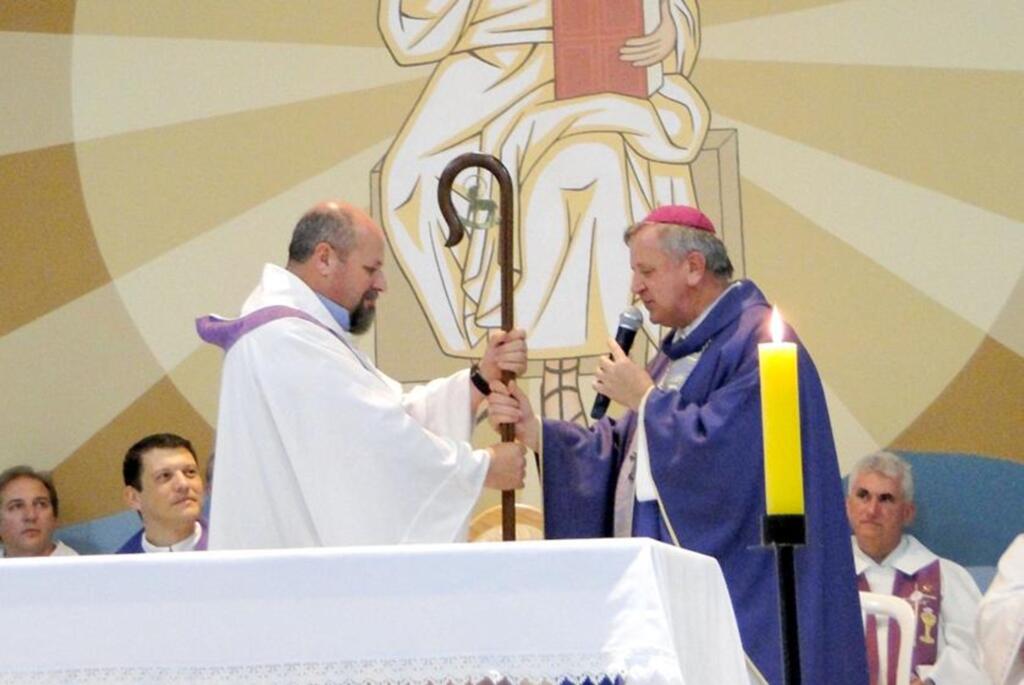 REDE DE COMUNIDADES SENHOR BOM JESUS  TEM NOVO PÁROCO