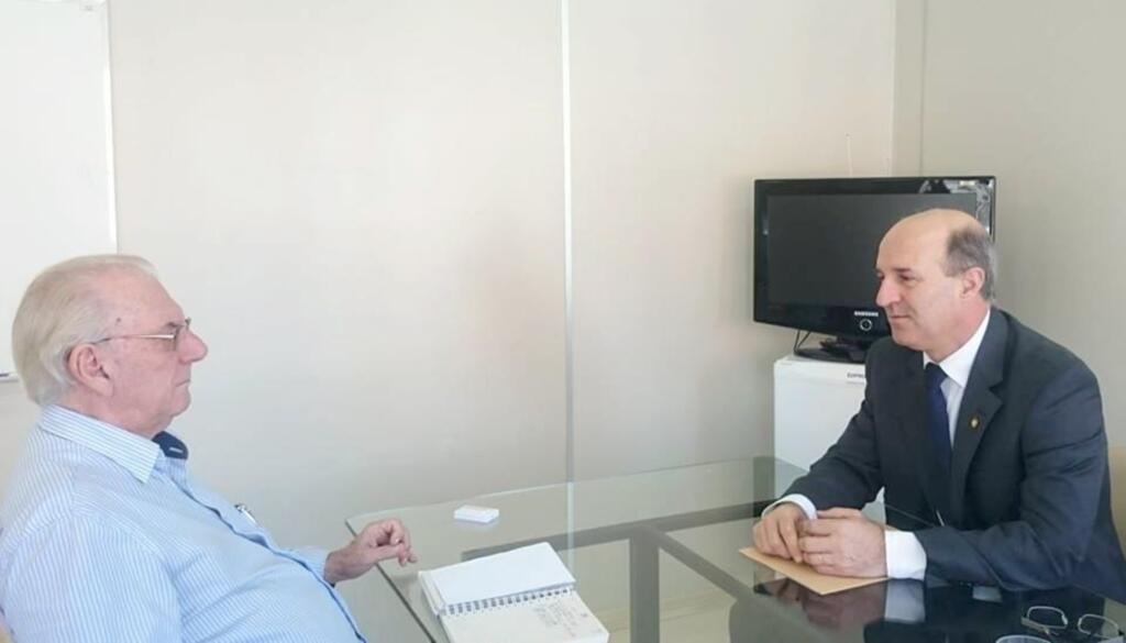 DEPUTADO ZÉ MILTON COBRA AÇÃO  RÁPIDA DO GOVERNO PARA REABERTURA  DO HOSPITAL REGIONAL