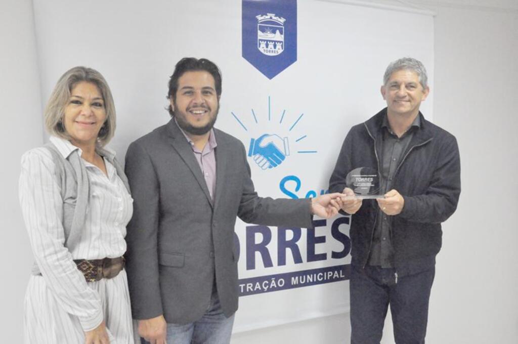 PREFEITURA DE TORRES CONQUISTA  PRÊMIO POR AÇÕES DE DESENVOLVIMENTO E EMPREENDEDORISMO