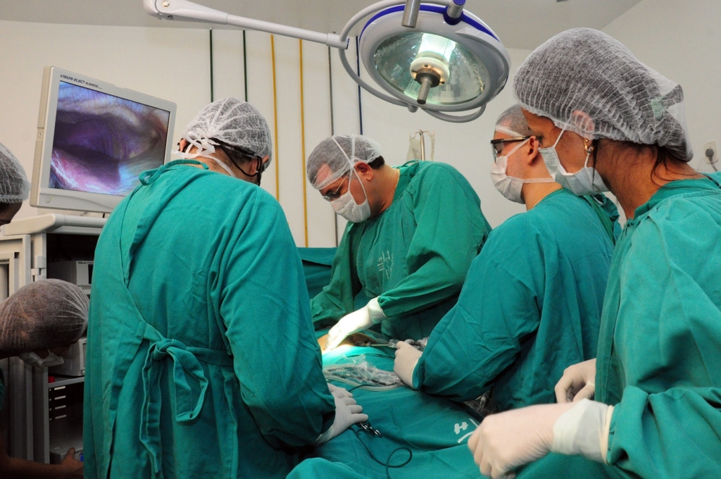 MAIS DE 900 MIL PESSOAS ESPERAM POR CIRURGIA NÃO URGENTE NO SUS, DIZ CFM