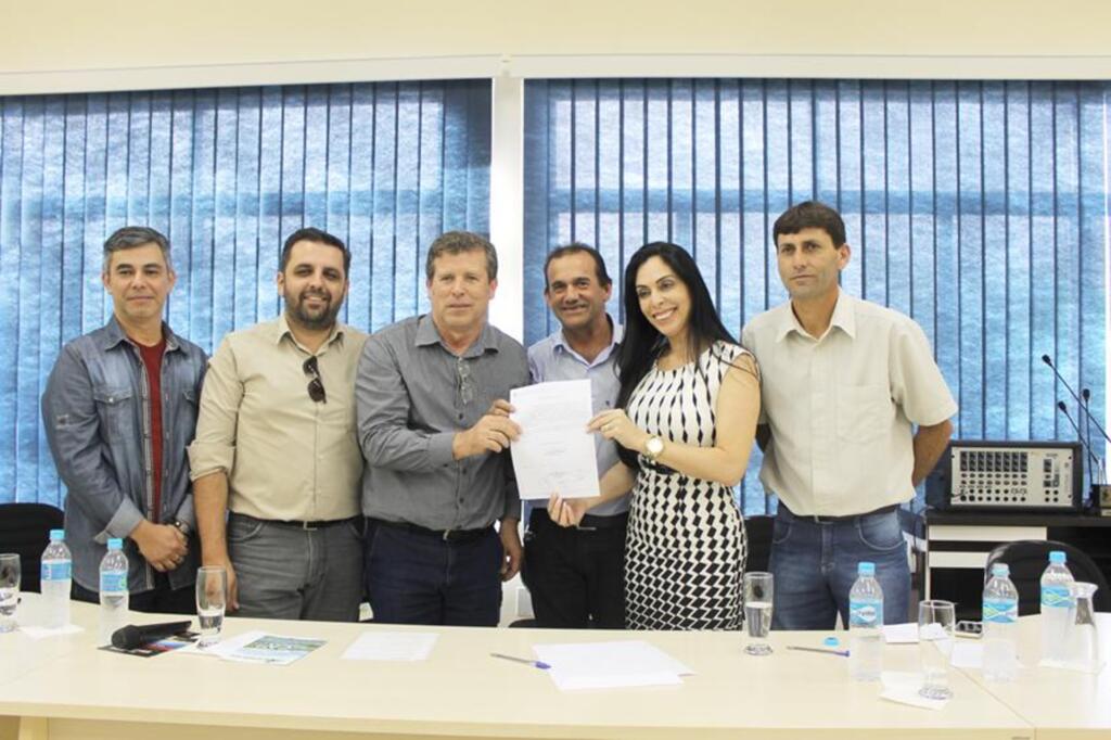 PREFEITO MOACIR TEIXEIRA ANUNCIA  O INÍCIO DAS OBRAS DA PONTE DO BEIRA RIO