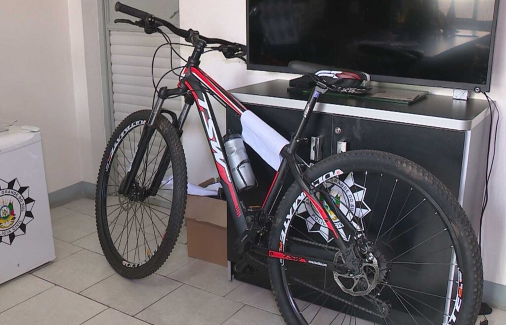  - Bicicleta na qual Marco Boettier fez seu último passeio (Foto: Reprodução/RBS TV)