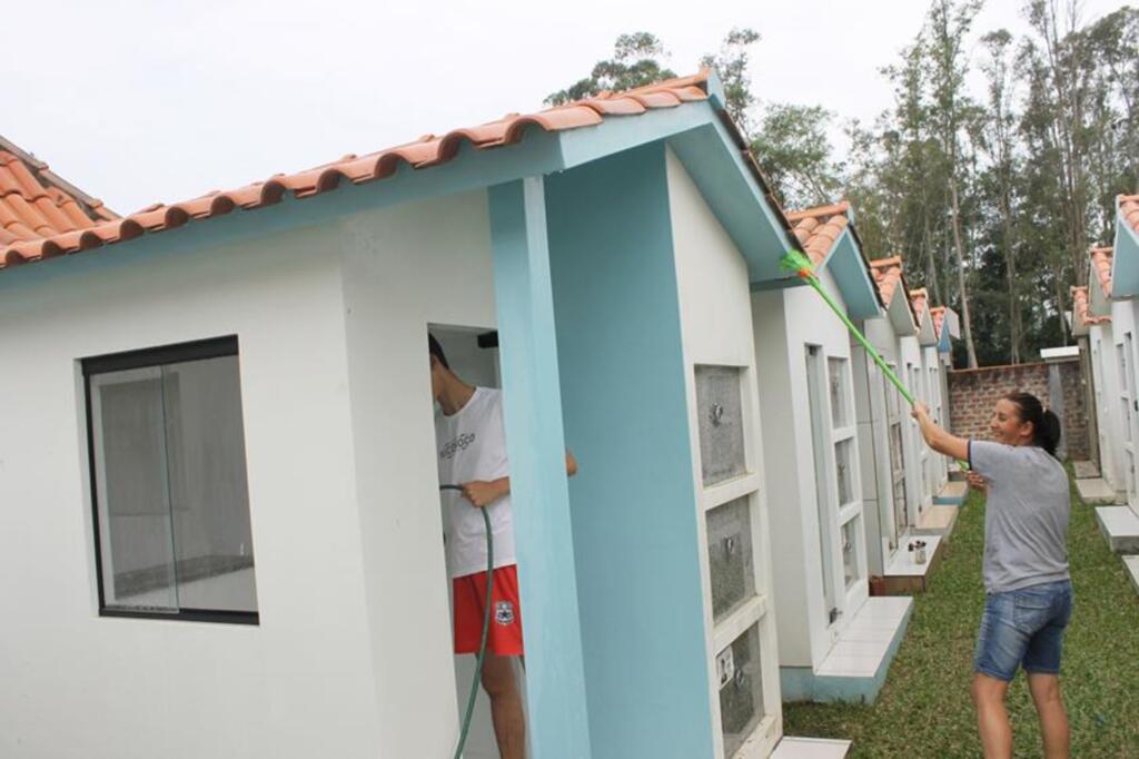 TUDO PRONTO PARA O DIA DE FINADOS NA REGIÃO