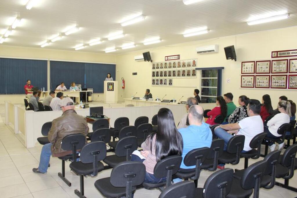 PROJETOS SOCIAIS SÃO DISCUTIDOS NA  CÂMARA DE VEREADORES DE SÃO JOÃO DO SUL