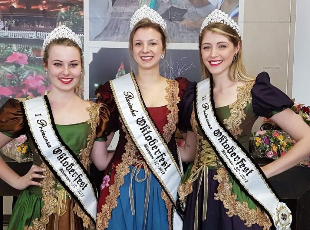  - Oktoberfest de Blumenau tem nova realeza para 2018 (Foto: Oktoberfest/Divulgação)