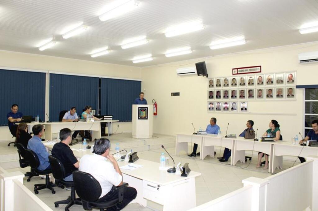 LEI DE DIRETRIZES ORÇAMENTÁRIAS PARA 2018 É APROVADA