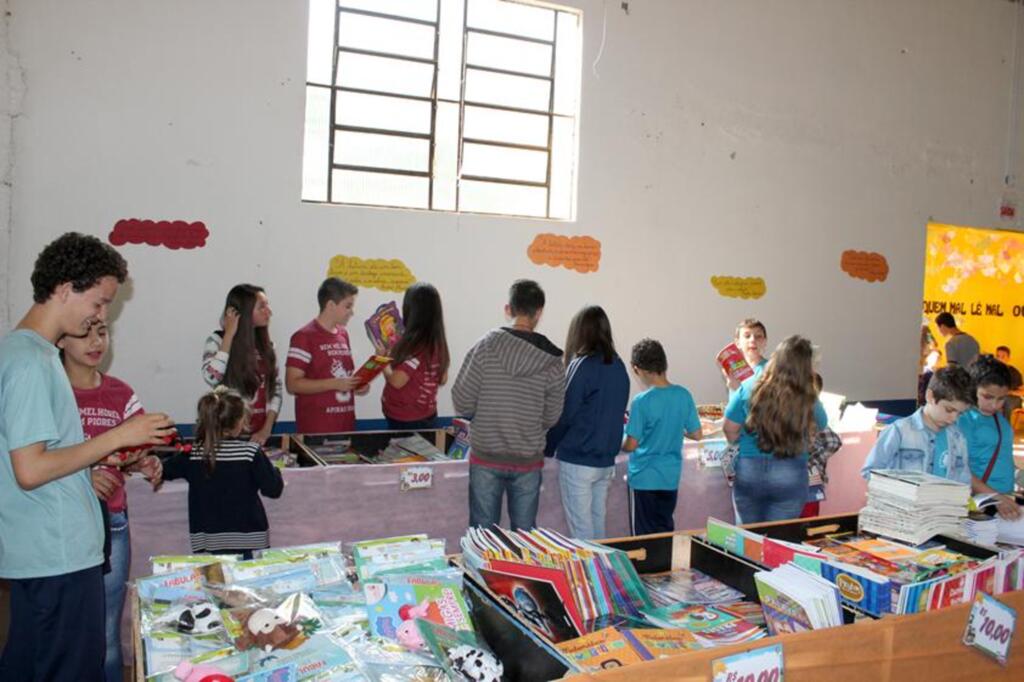 ARTE, LITERATURA E BOM PÚBLICO  NA IV FEIRA DO LIVRO DE VILA CONCEIÇÃO
