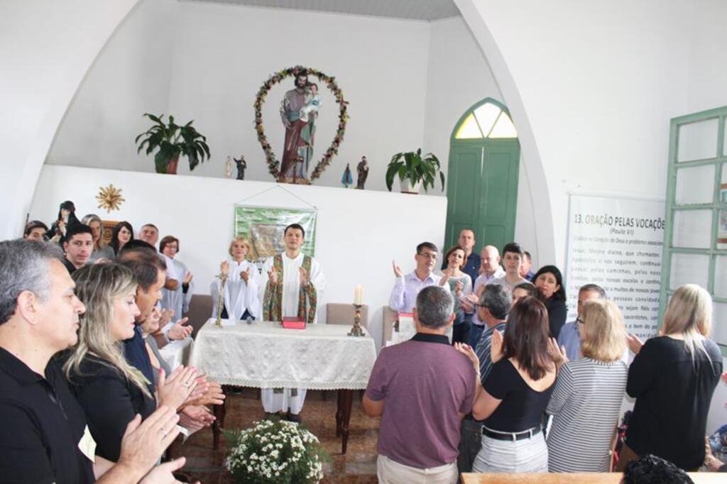MAMPITUBA REALIZA COM SUCESSO MAIS UMA FESTA RELIGIOSA