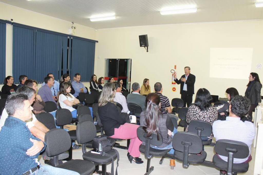 AUDIÊNCIA PÚBLICA DISCUTE  ORÇAMENTO PARA 2018  EM SÃO JOÃO DO SUL
