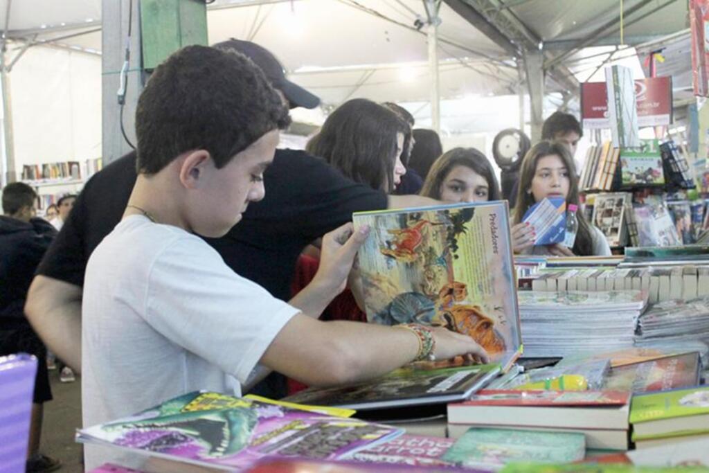 FEIRA DO LIVRO DE TORRES SERÁ  NO PARQUE ESTADUAL DA GUARITA