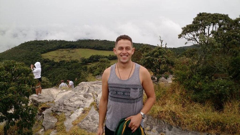  - Segundo amigo, Jadson havia viajado a Florianópolis para aproveitar o feriadão (Foto: Reprodução/Facebook)