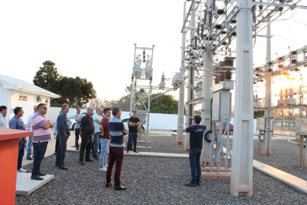 DIRETORIA DA CEPRAG VISTORIA OBRAS  DA SUBESTAÇÃO DE ENERGIA