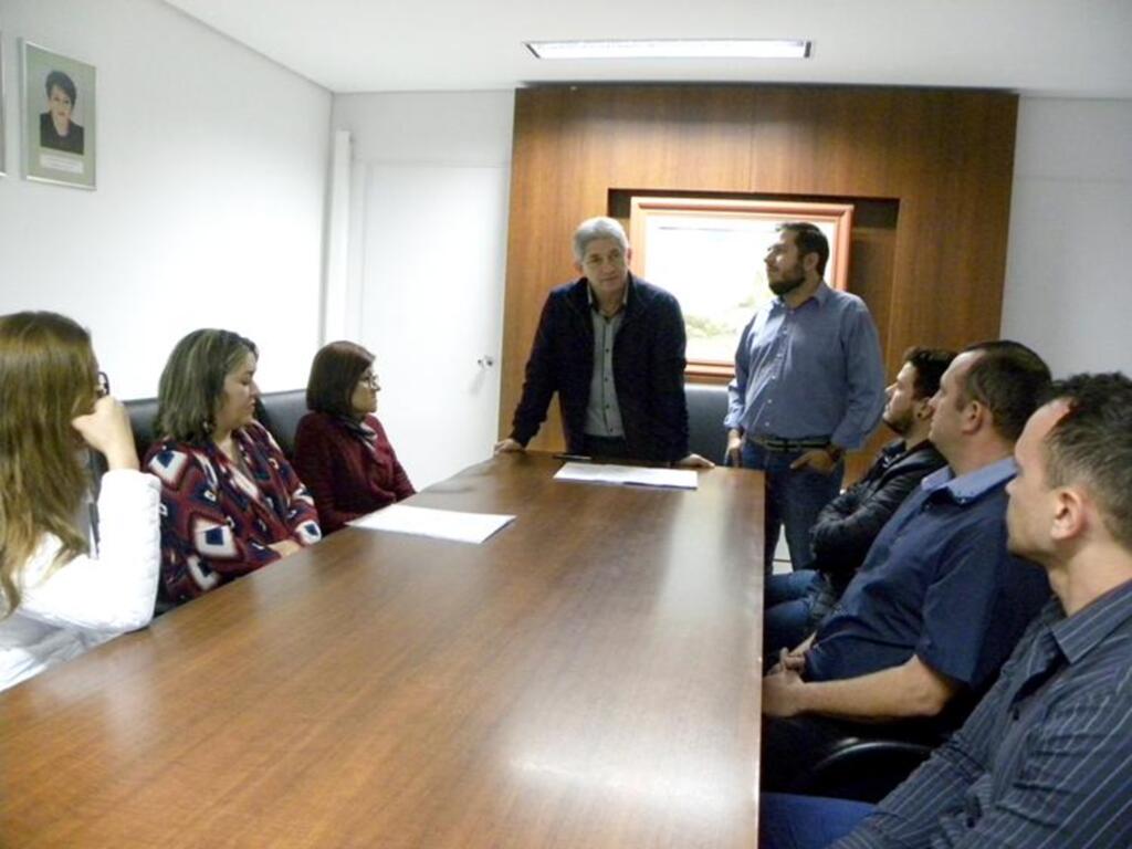 MAIS DE 60 CANDIDATOS DO CONCURSO PÚBLICO  JÁ TOMARAM POSSE EM TORRES