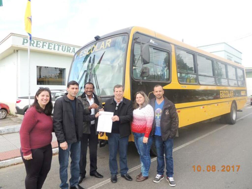 NOVO ÔNIBUS ESCOLAR PARA  SÃO JOÃO DO SUL