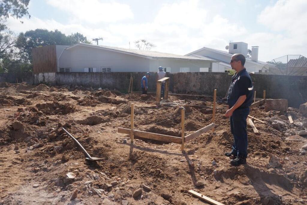 INICIA EM ARARANGUÁ OBRA DE INSTALAÇÃO DO CENTRO REGIONAL DE DEFESA CIVIL