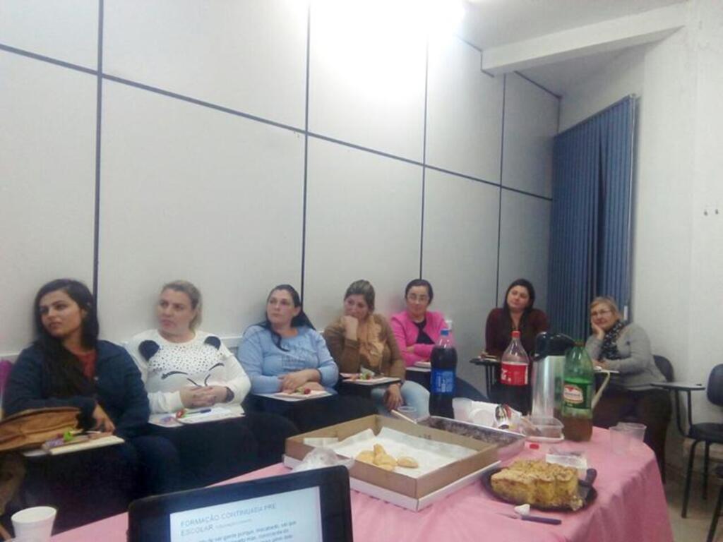 CURSO DE FORMAÇÃO CONTINUADA PARA PROFESSORES DA REDE MUNICIPAL