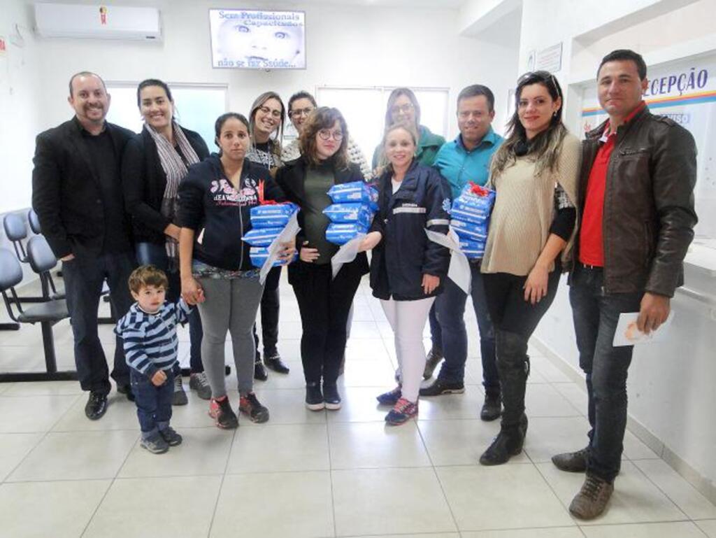PROJETO RETRATO DE MÃE É REALIZADO  EM PASSO DE TORRES