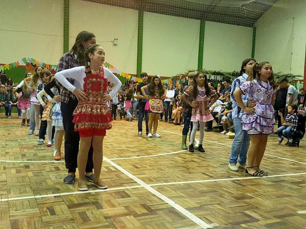 Fotos: EEB Maria Solange Lopes de Borba - 