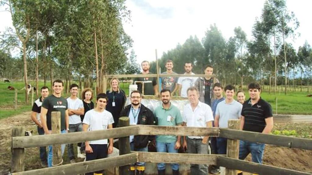 SÃO JOÃO DO SUL RECEBE VISITA DOS JOVENS DO  CURSO EM LIDERANÇA, GESTÃO E EMPREENDEDORISMO