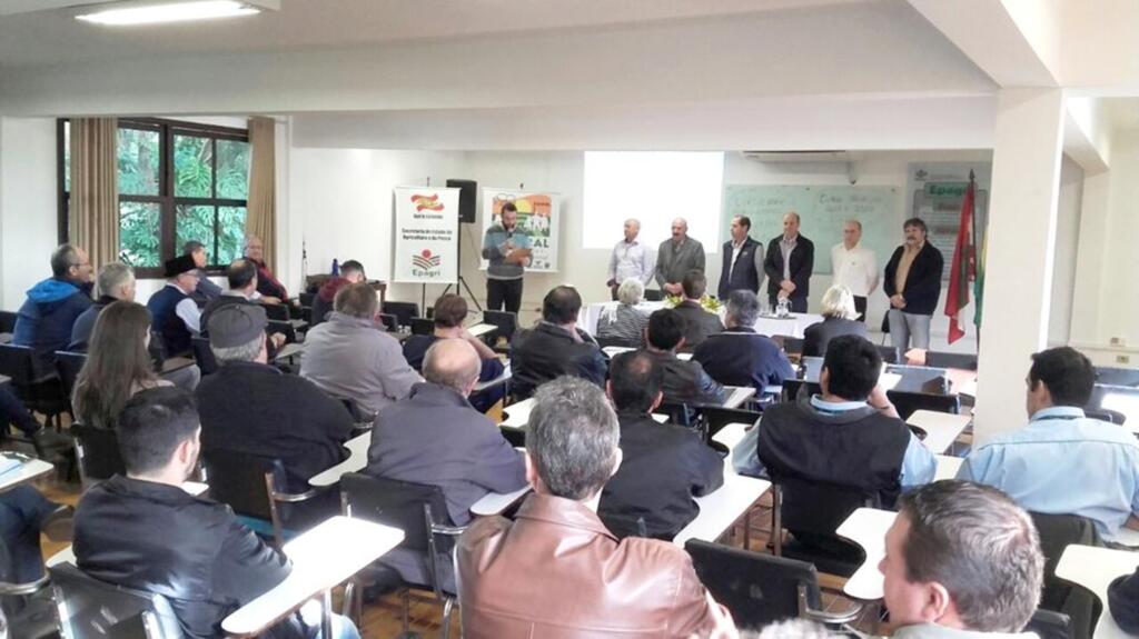 SAFRA DO ARROZ IRRIGADO É TEMA DE DEBATE EM ARARANGUÁ
