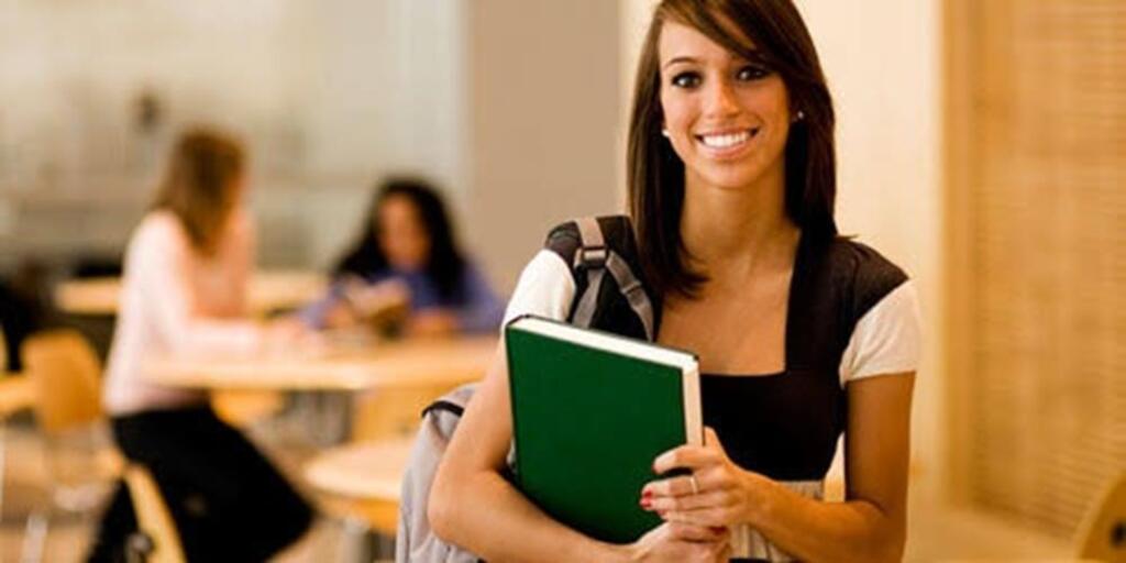 PASSO DE TORRES DISPONIBILIZA TRANSPORTE GRATUITO AOS  ALUNOS UNIVERSITÁRIOS