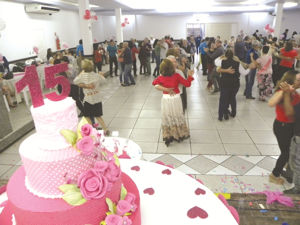 CONFRATERNIZAÇÃO DE 15 ANOS DO GRUPO HARMONIA