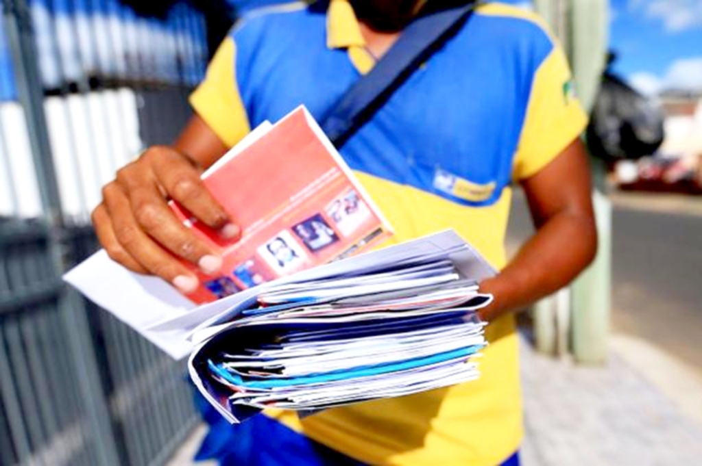 TRABALHADORES DOS CORREIOS ENTRAM EM GREVE POR TEMPO INDETERMINADO