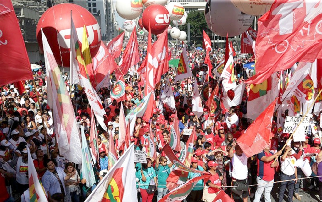 1º DE MAIO, TRABALHADORES VOLTAM ÀS RUAS CONTRA REFORMA TRABALHISTA E DA PREVIDÊNCIA