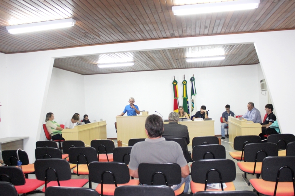 PROJETOS, INDICAÇÕES E PEDIDOS DE PROVIDÊNCIAS  SÃO APRESENTADOS NO LEGISLATIVO DE MORRINHOS DO SUL