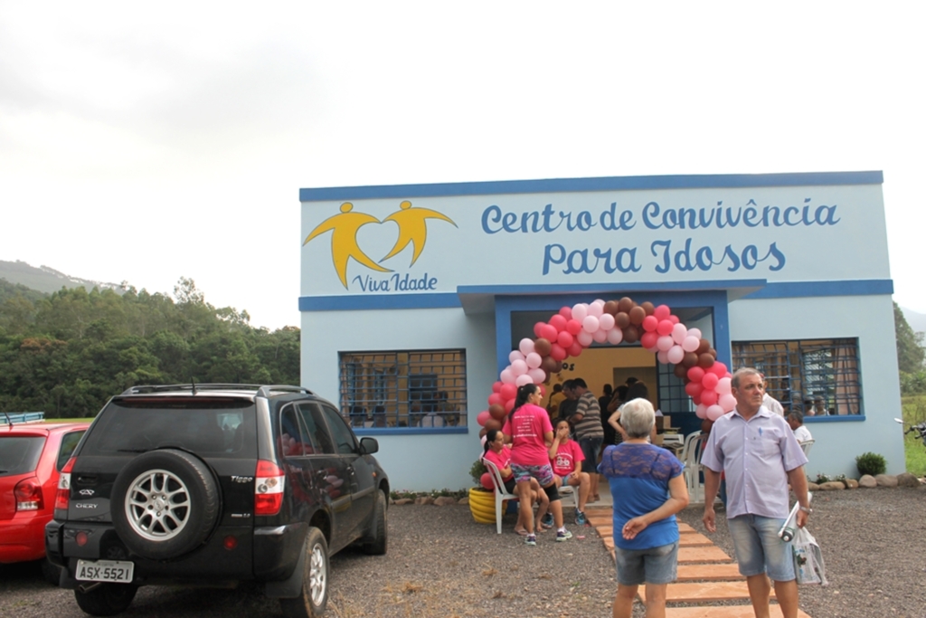 TERCEIRA IDADE ESPERANÇA DE  MAMPITUBA  REALIZA 1º ENCONTRO DO ANO
