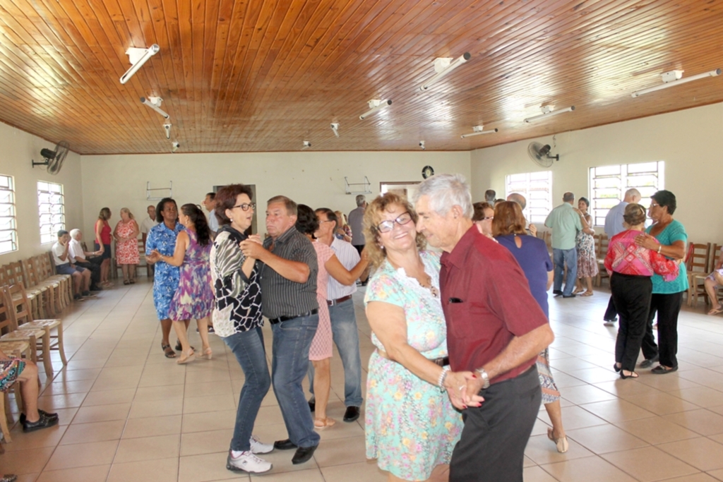 GRUPO ALEGRIA DA TERCEIRA IDADE DE SÃO JOÃO DO SUL REALIZA 1º ENCONTRO DE 2017