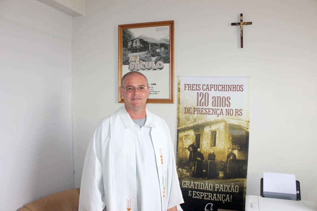 FREI SIDNEI SIGNOR FALA DE SEUS PRIMEIROS DIAS NA PARÓQUIA SÃO JOÃO BATISTA